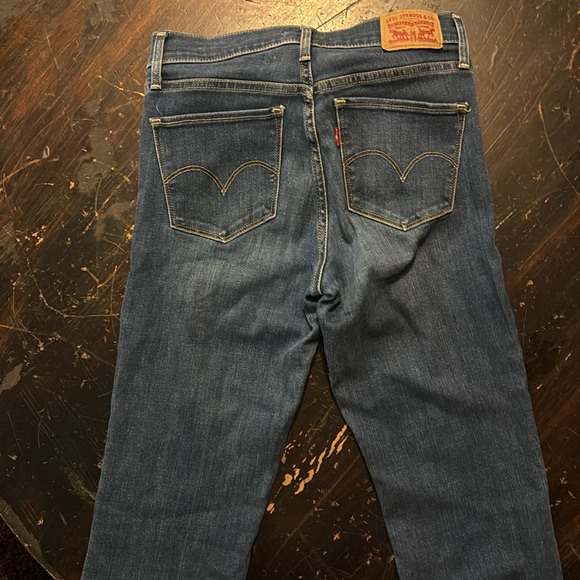 Levi’s 315 shaping bootcut jeans - Picture 3 of 5